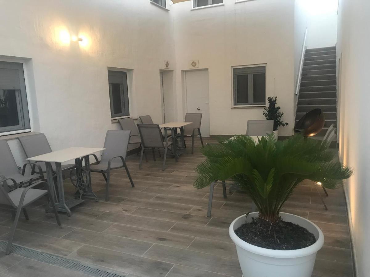 Cal Xot Guest House El Poble Nou del Delta Ngoại thất bức ảnh